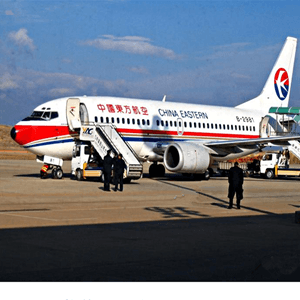 德宏芒市航空空运航空快运业稳步发展的原因是什么？